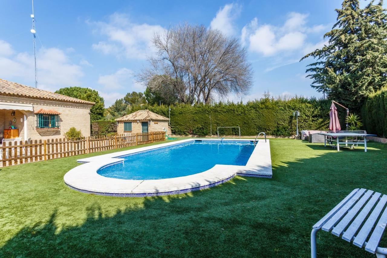 Divi Apartments Villa Reyes Mairena del Aljarafe Bagian luar foto