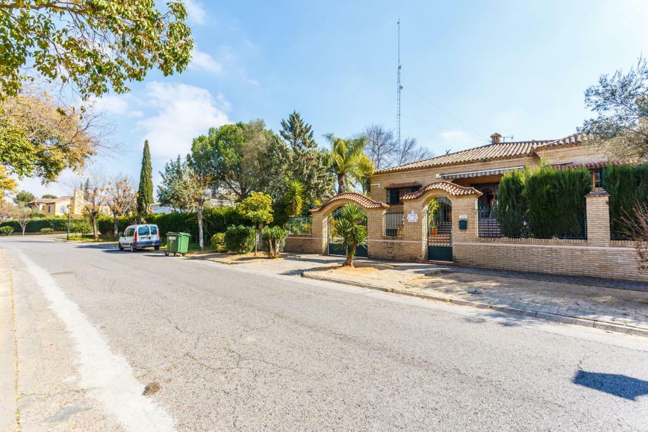 Divi Apartments Villa Reyes Mairena del Aljarafe Bagian luar foto