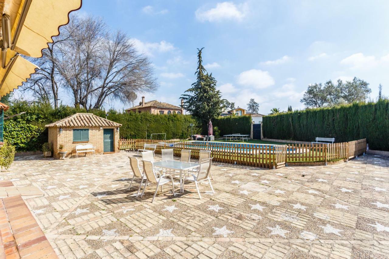 Divi Apartments Villa Reyes Mairena del Aljarafe Bagian luar foto