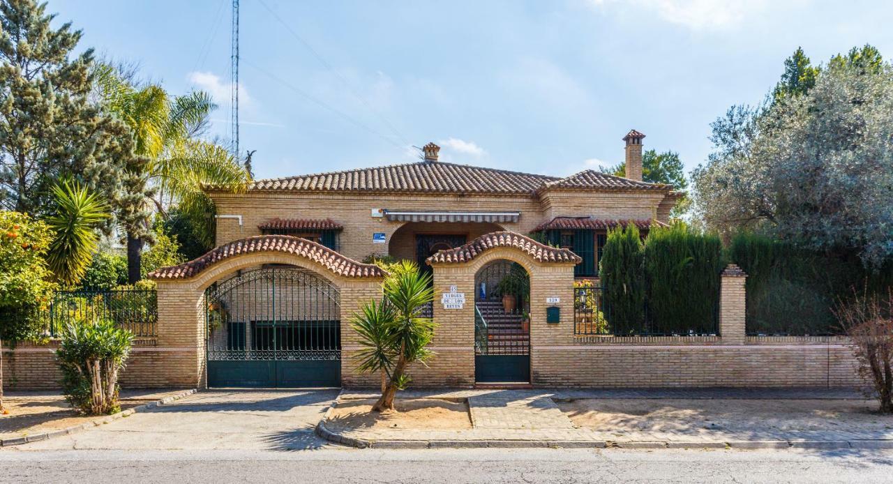 Divi Apartments Villa Reyes Mairena del Aljarafe Bagian luar foto