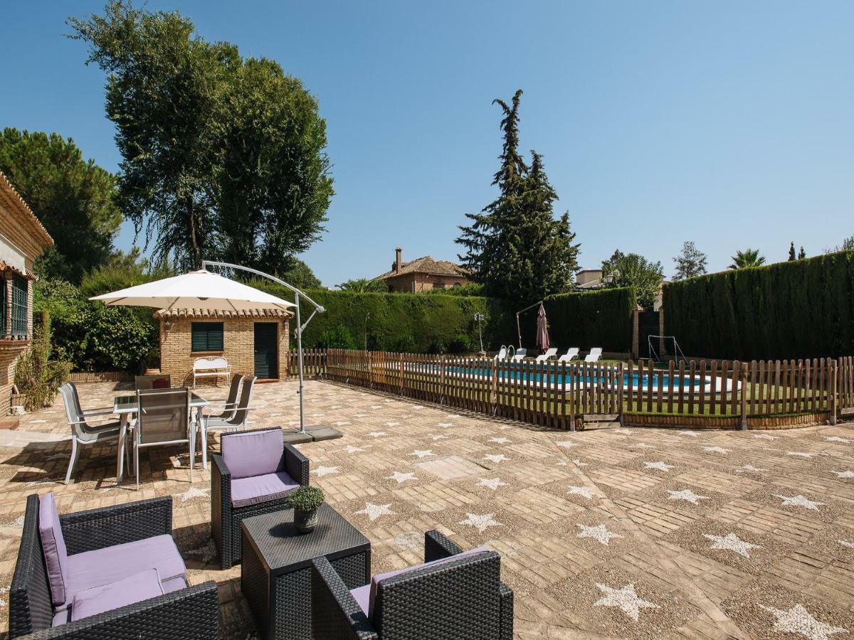 Divi Apartments Villa Reyes Mairena del Aljarafe Bagian luar foto
