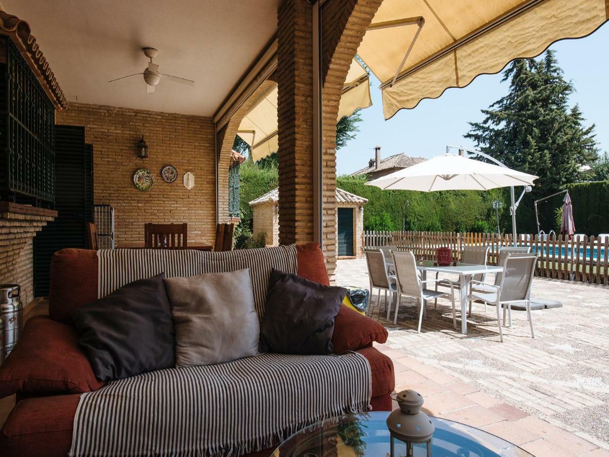 Divi Apartments Villa Reyes Mairena del Aljarafe Bagian luar foto