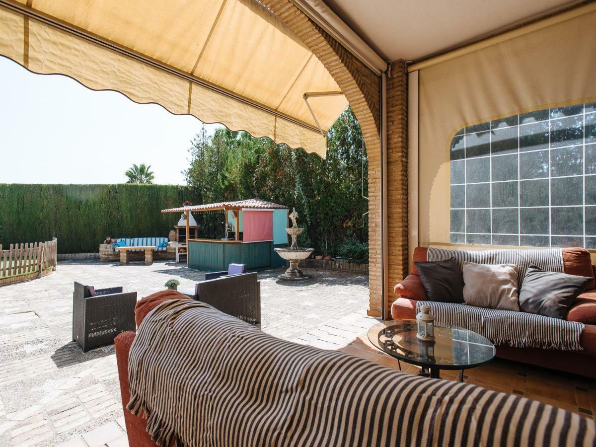 Divi Apartments Villa Reyes Mairena del Aljarafe Bagian luar foto