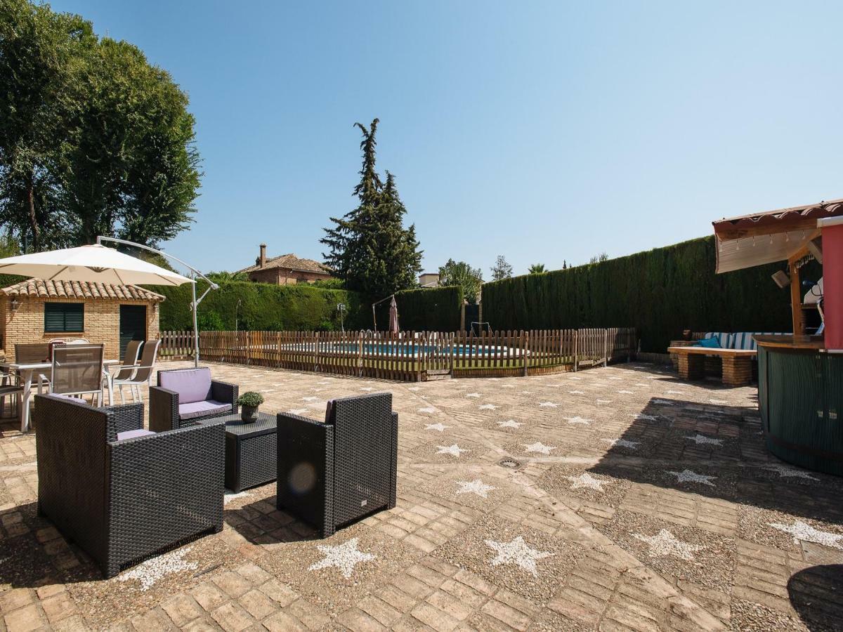 Divi Apartments Villa Reyes Mairena del Aljarafe Bagian luar foto