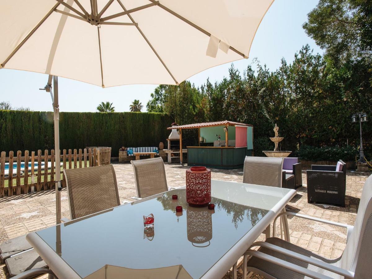 Divi Apartments Villa Reyes Mairena del Aljarafe Bagian luar foto