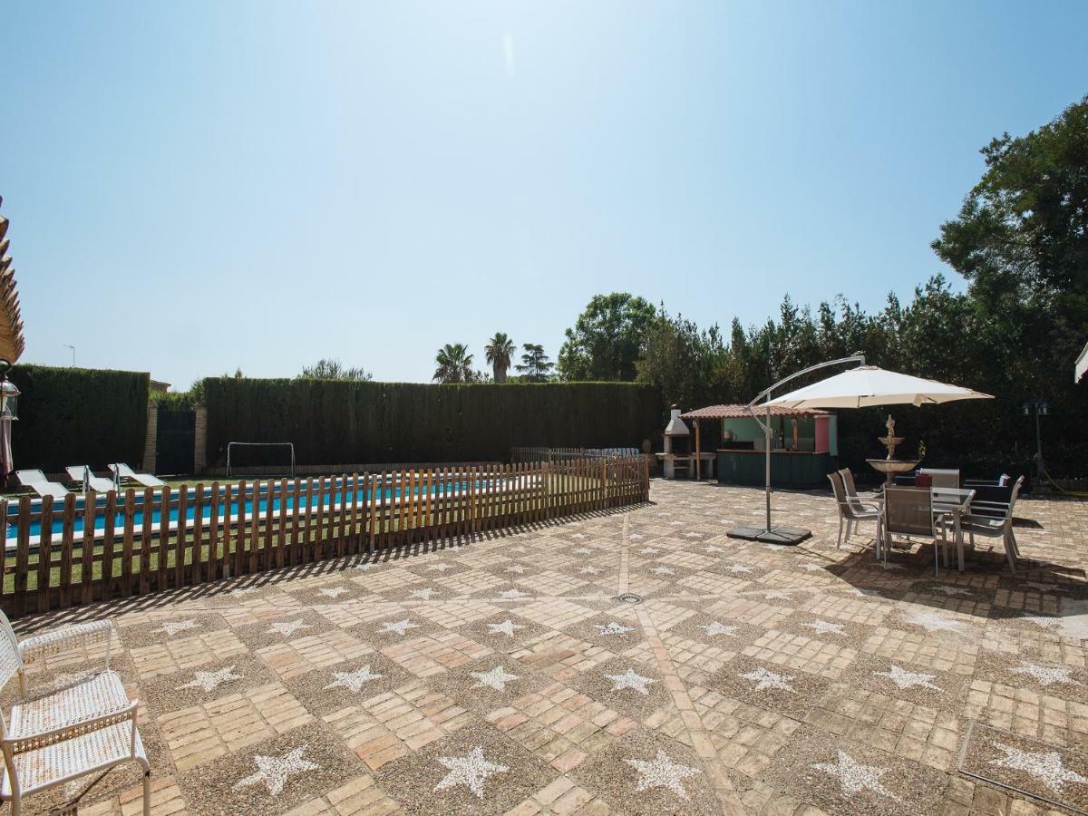 Divi Apartments Villa Reyes Mairena del Aljarafe Bagian luar foto